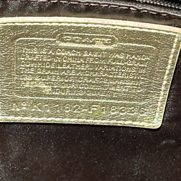 Coach Laura Signature Poppy, Leather Tote with tags - Picture 6 of 10
